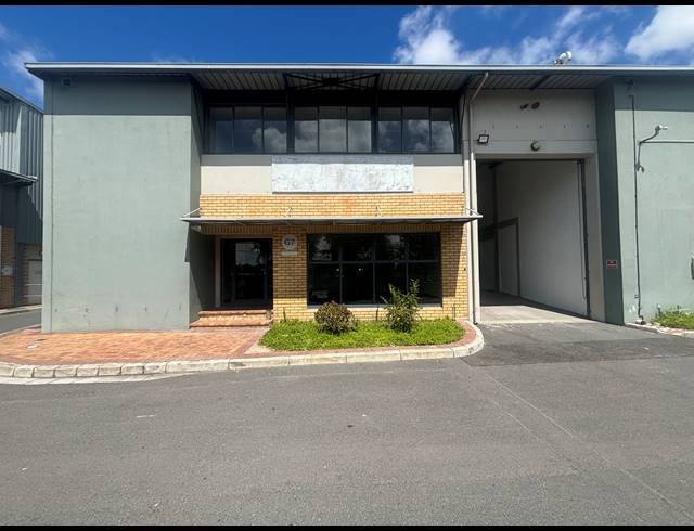 401M² WAREHOUSE TO LET IN AIRPORT INDUSTRIA